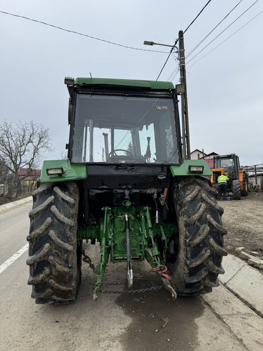 John Deere 2140 cu incarcator