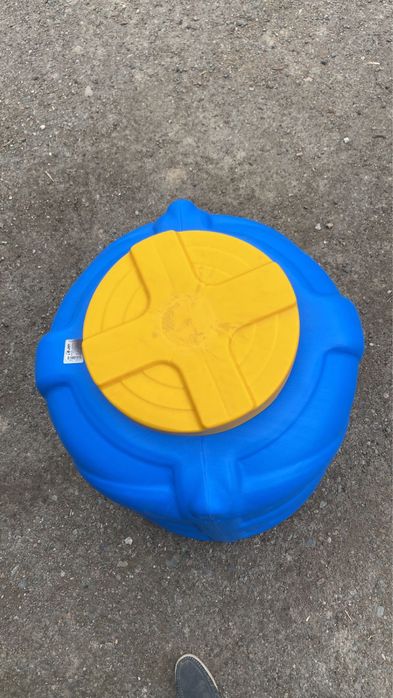 Бочка пластмассовая 200л бак