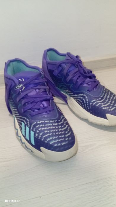Adidas DON Issue 4