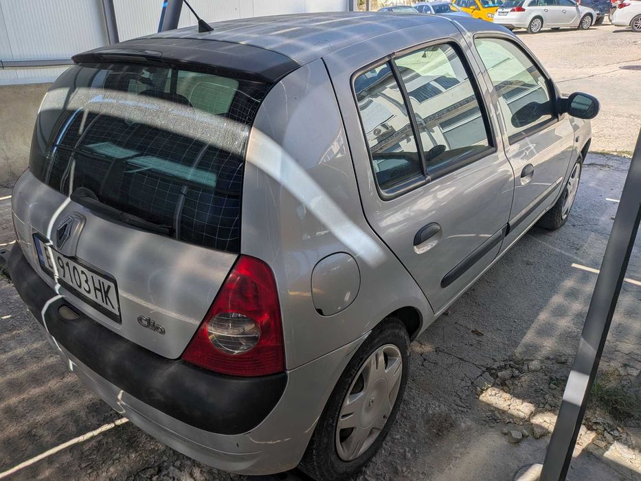 Renault Clio 2003 г., 1.2 16V, 75 к.с. – за части.