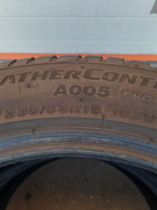 Всесезонни гуми 2 броя BRIDGESTONE WeatherControl A005 235 50 R19 дот 2923
