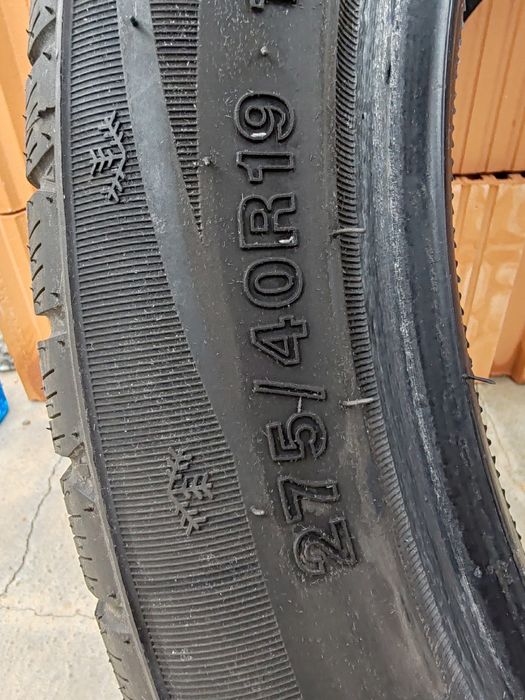 De vânzare 2 anvelope