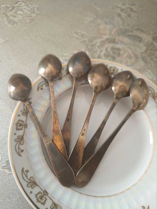 Набор Серебряных Ложек.