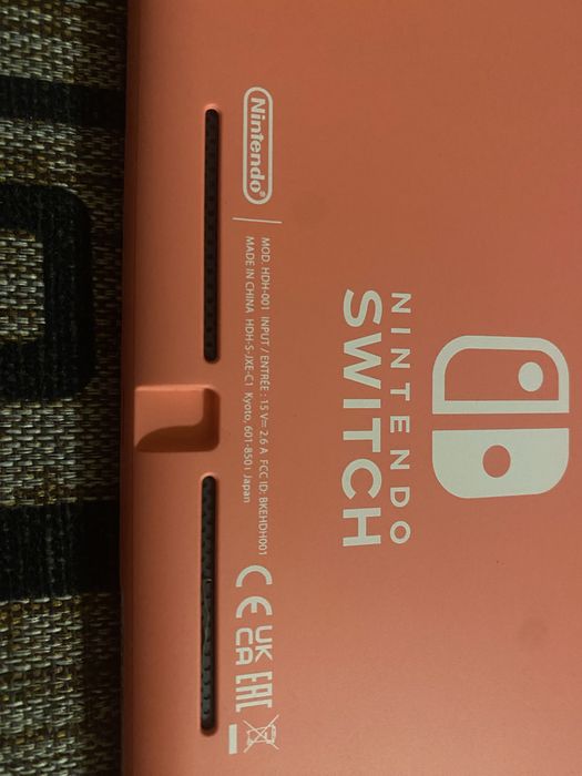 Consolă Nintendo switch lite Coral