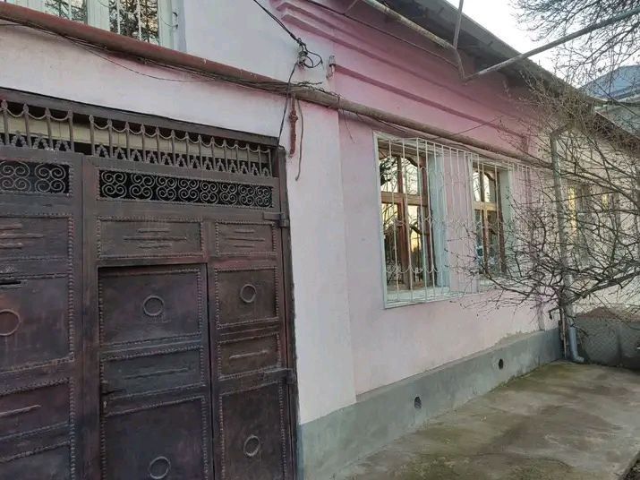 Продается дом Миробадский район