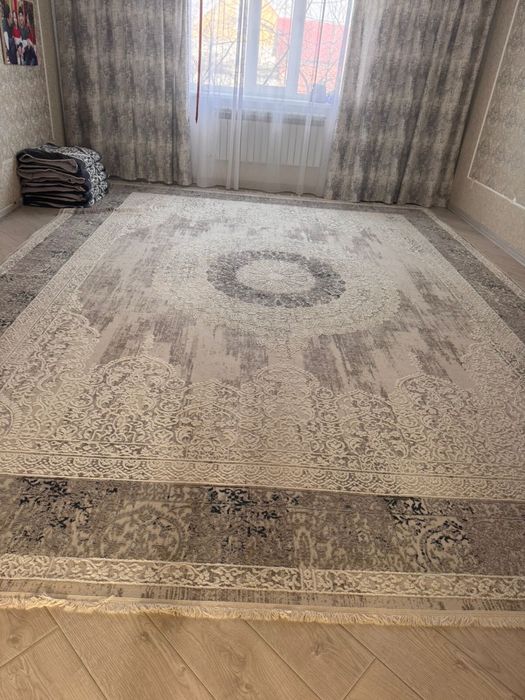 Продам ковер размер 4*5