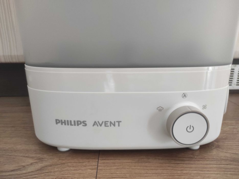 Продавам Philips Avent Premium SCF293/00 стерилизатор и сушилня