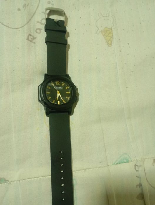 RASHOTA Соат сотилади .