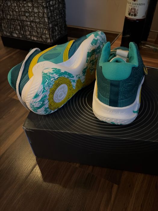 Nike  N42,5 отлични