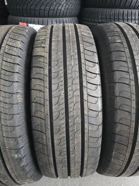 215/65/16c 8pr Goodyear 4piese