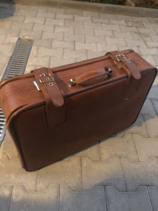 Кожен куфар, оранжев, черен