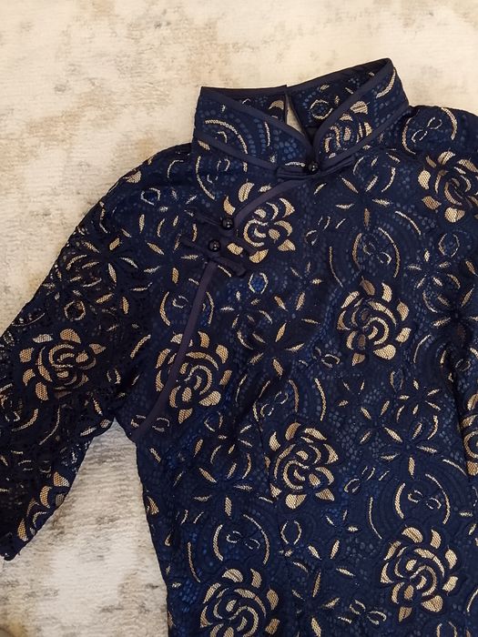 көйлек сатылады. әр қайсысы 5000 теңгеден.