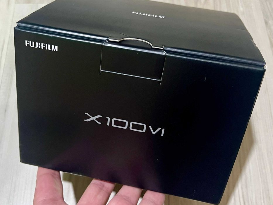 Fujifilm X100VI Fujifilm X100 VI 23mm F2.0 40.2MP 6K Nou Silver