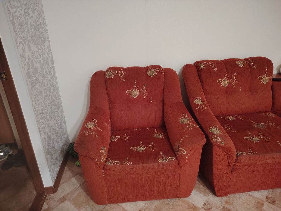 Продам диван уголок