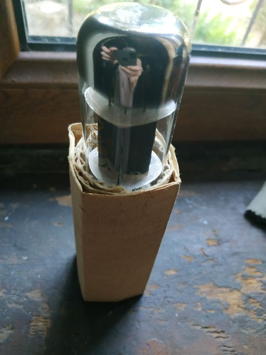 Продам радиолампа 6п3с-Е