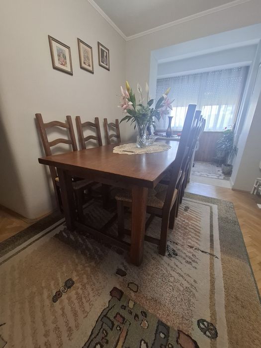Set masă dining lemn masiv + 6 scaune rustice, stare excelentă