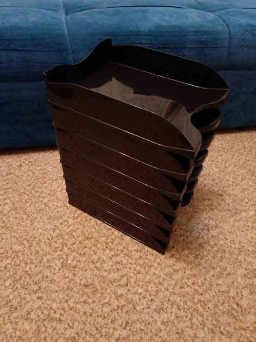 Срочно продам лотки для документов. За все 5000 тг