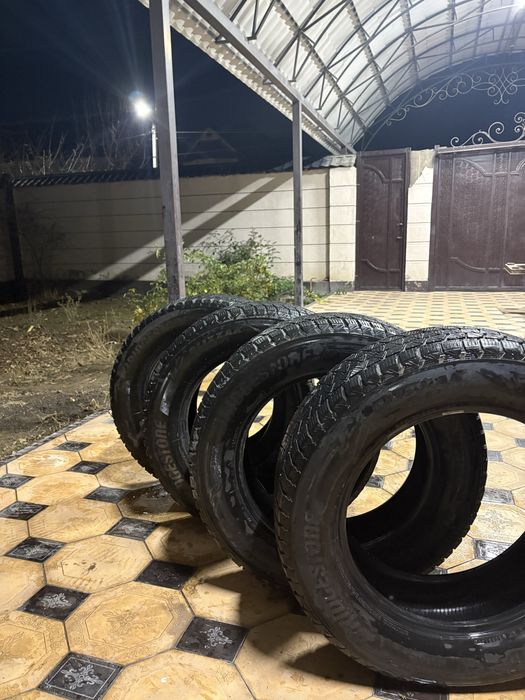 Продам шины размер 20