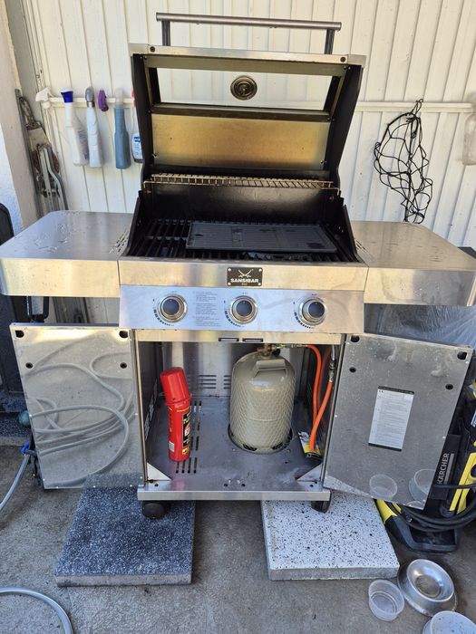 Grill Rösle Sansibar cu doar 8 folosiri