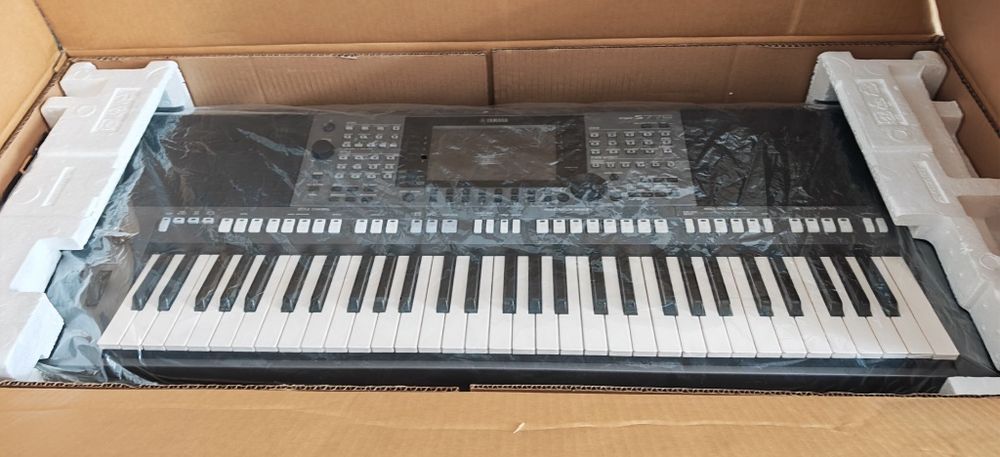 Orgă Yamaha PSR S 770