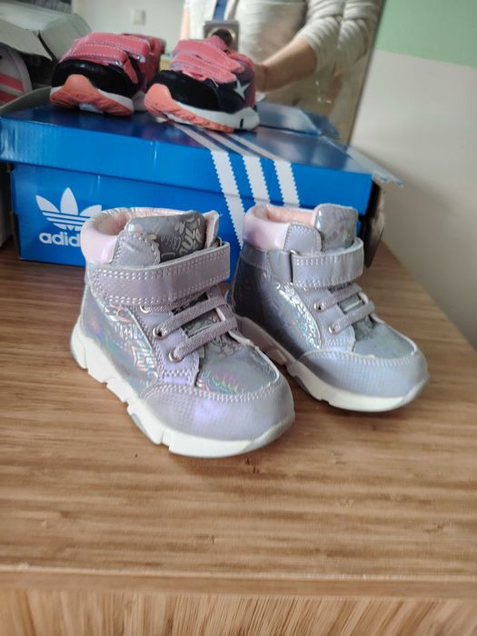 Waikiki Minnie, Мат стар боти, пантофи Gezer