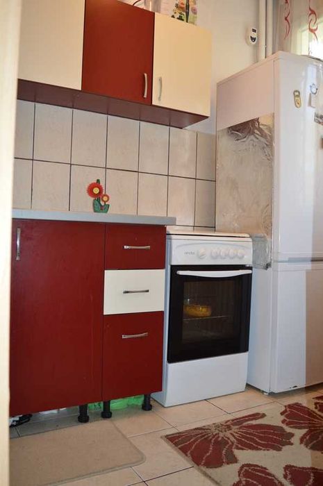 Garsoniera Metrou Apărătorii Patriei