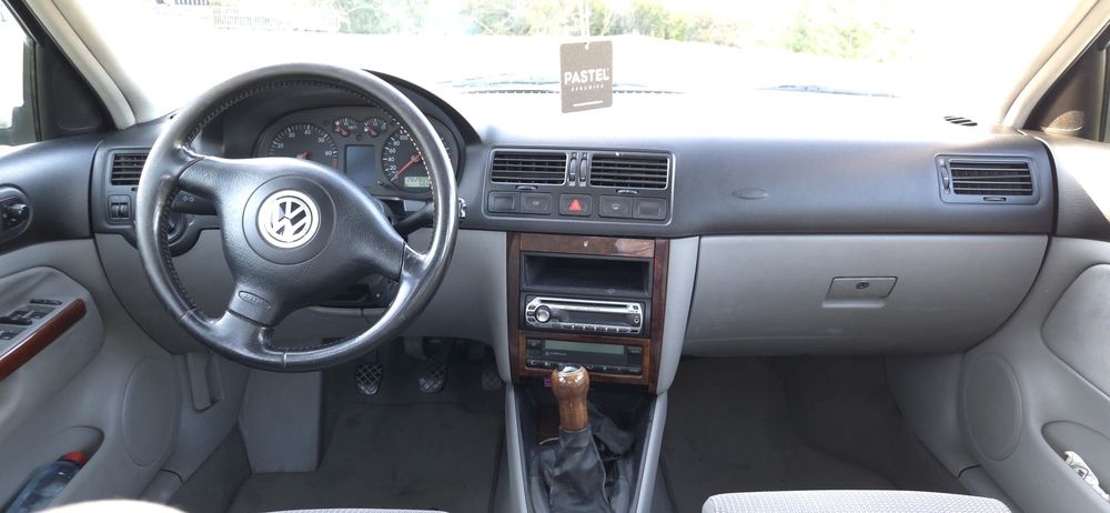VOLKSWAGEN Bora 2000 — imagine 5