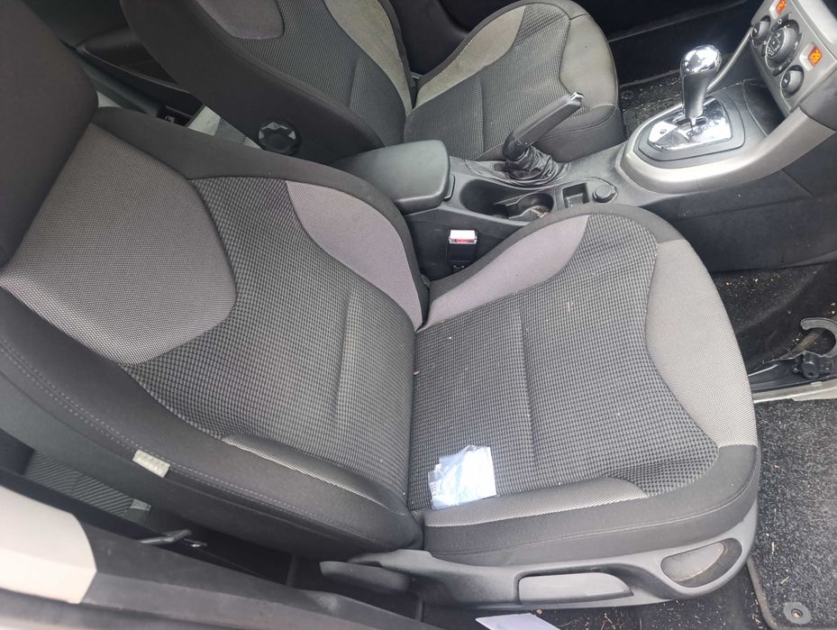 Пежо 308 / Peugeot 308 - на части