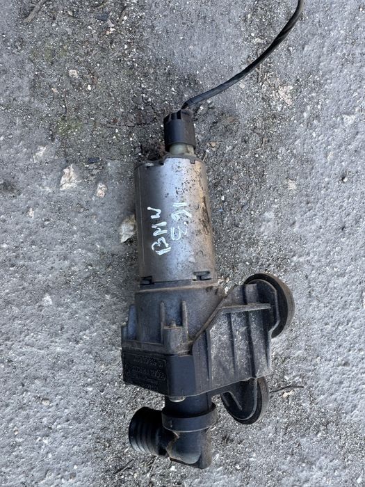 Електрическа водна помпа BMW E90, E91