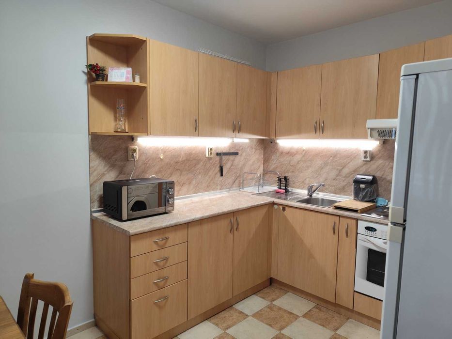 Дава се под наем Двустаен апартамент в Пловдив, Кършияка - 70 кв.м за 392.7 € - Снимка #3