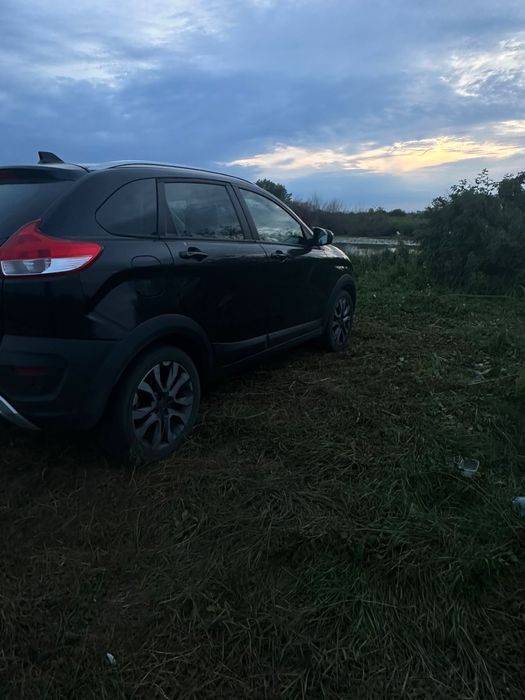 продам lada xray cross