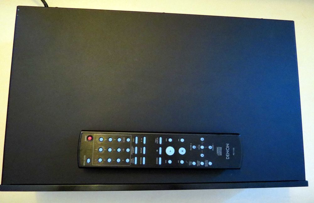 Compact Disc CD Denon DCD-710AE , High precision 24-bit 192 kHz D/A converter cu telecomanda