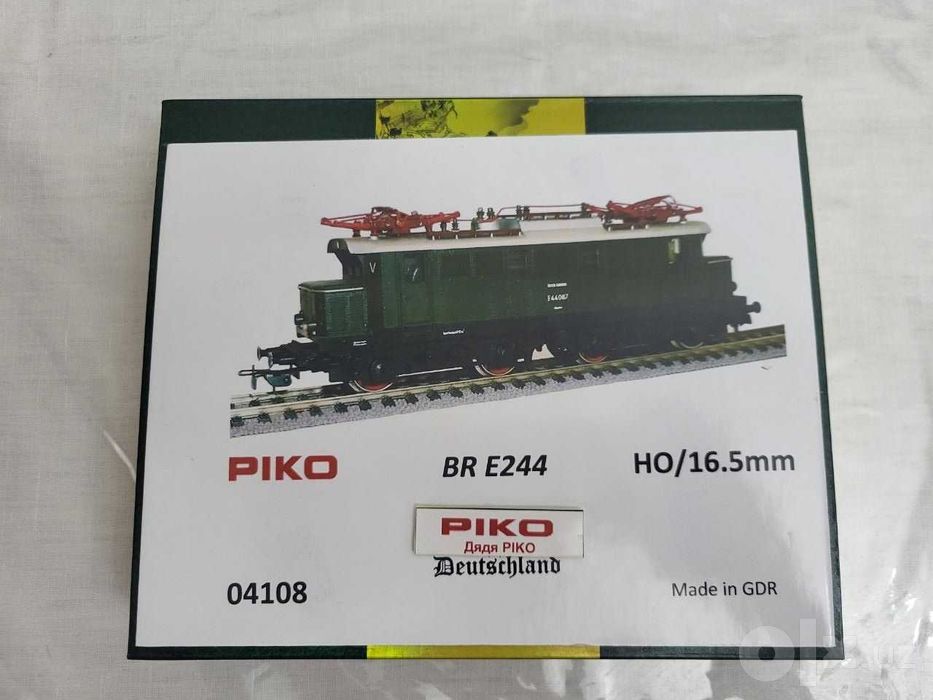 Продаётся локомотив  немецкой ж/д  «PIKO» ГДР, Размер НО(1/87).
