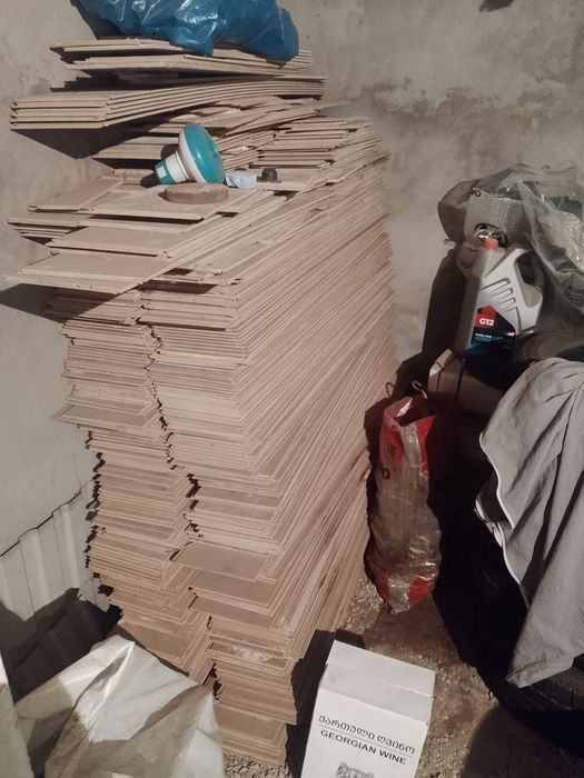 Продам ламинат б/у