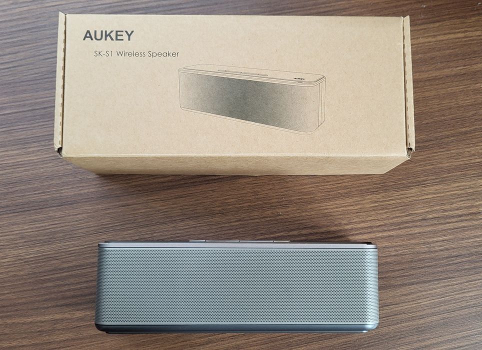 Метална Bluetooth колонка Aukey