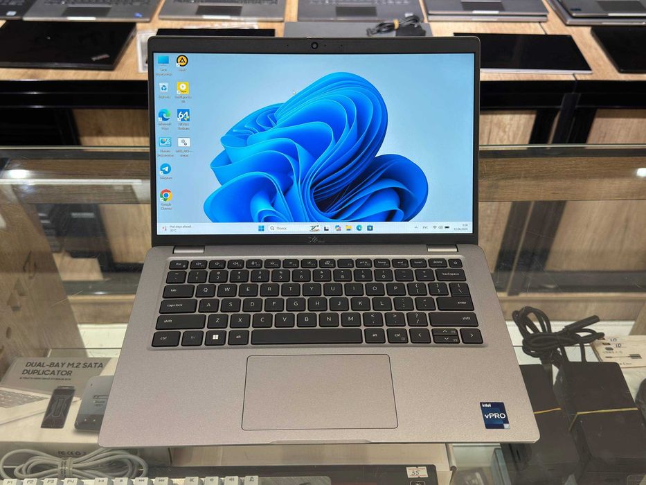 DELL Latitude 5440 Core i7-1370P ram 16 DDR5 4800 ssd 512