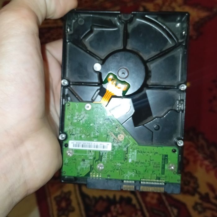 Жосткий диск,на 500GB