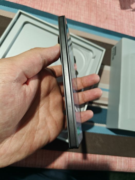 Oppo Find N6 (16/512GB) – Безкомпромисен сгъваем дисплей | Като нов