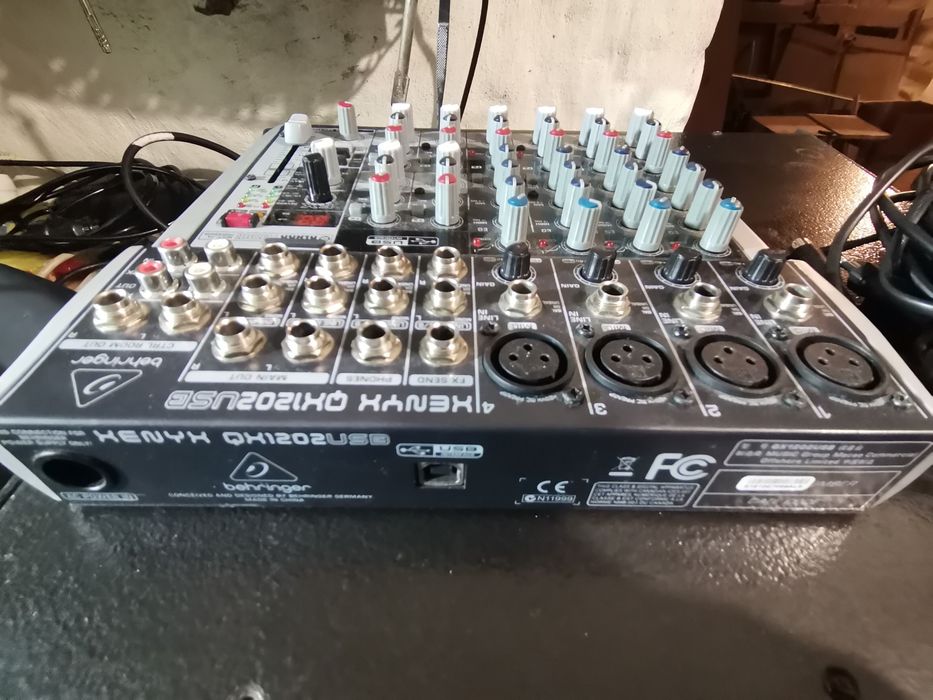 Продам микшер 35000