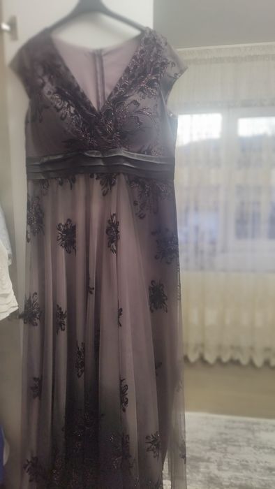 Rochie de seară și de zi