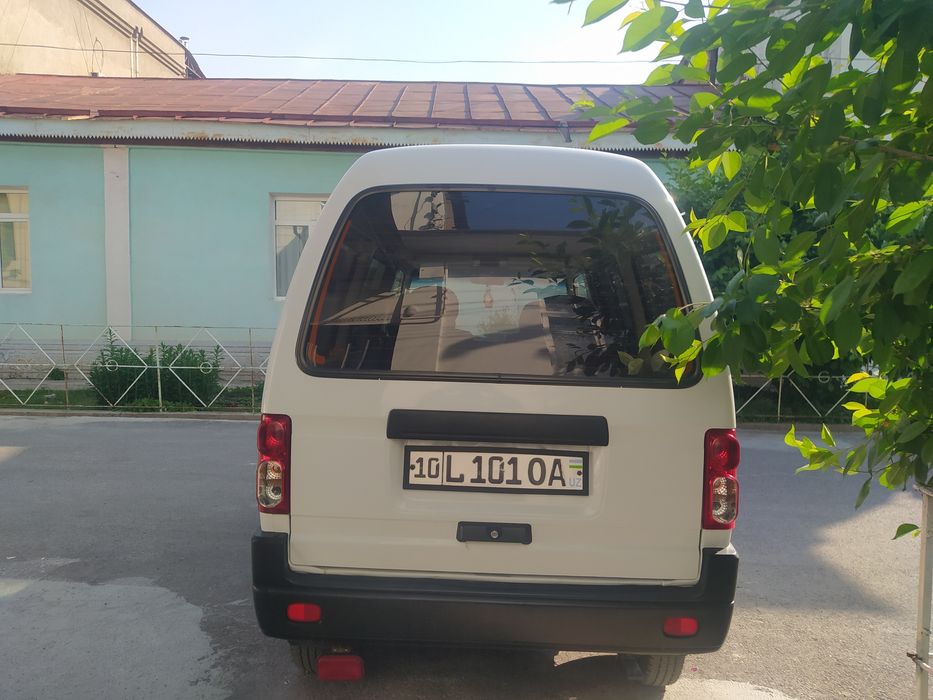 Дамас 2021.      Yil