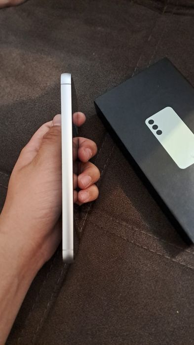 Самсунг с23 Fe все отлично состояние