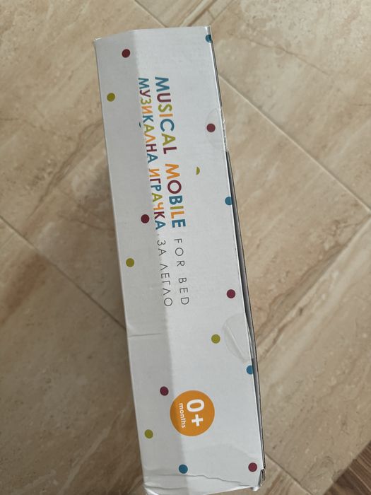 Музикална играчка за бебешко легло