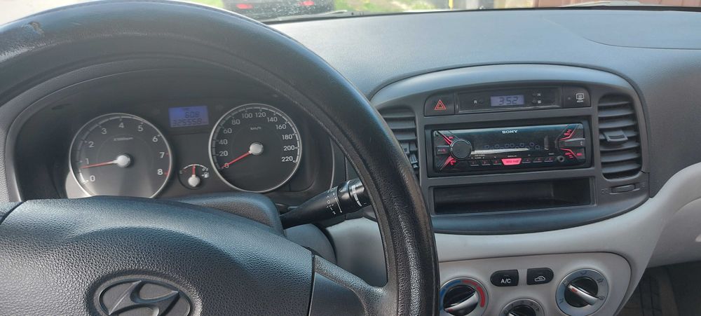 Hyundai accent 1,4 gpl