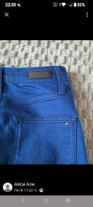 Дамска пола Tommy Hilfiger, S размер
талия - 36см едностранно, ханш 44см, дължина 64см. 
София/Нови хан, Куриери