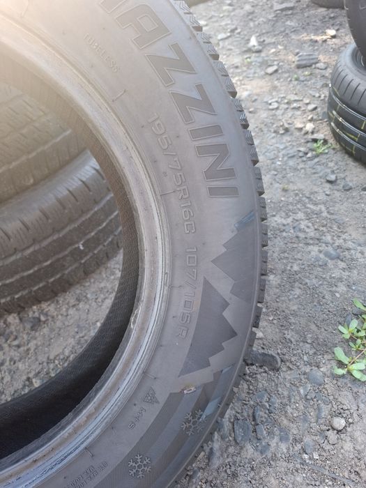 Vand 1 anvelopa 195 75 16 c buna fara defecte