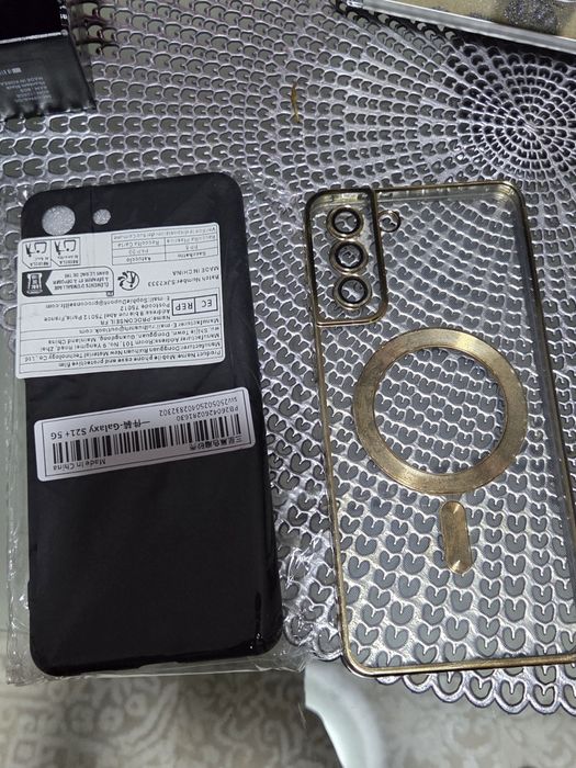 Telefon Samsung Galaxy S21 plus