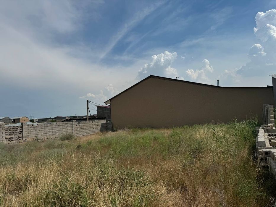 Продаётся земля под строительство