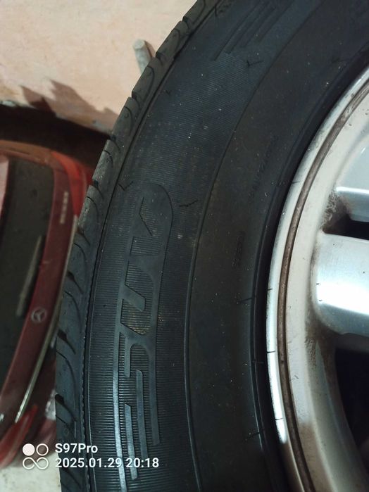 Гуми с джанти за Хюндай