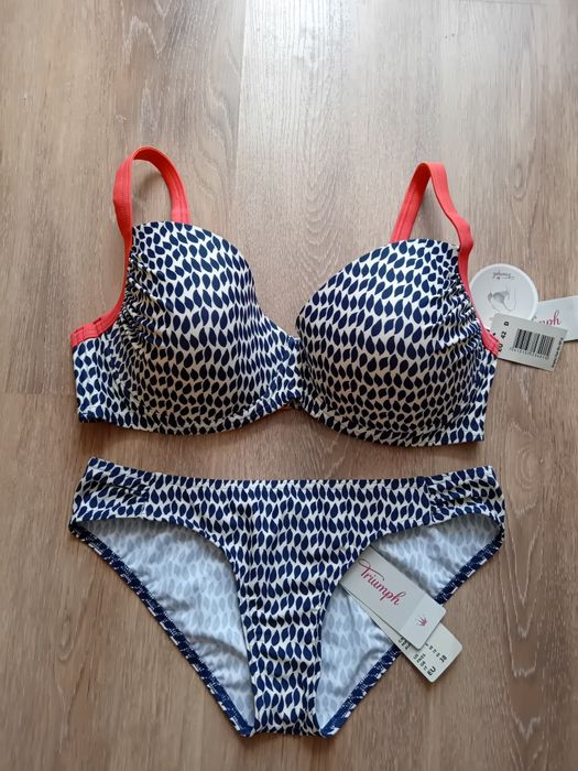 Triumph  нови бански